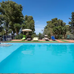 https://casale-leonardo.sicilyhotelsitaly.net